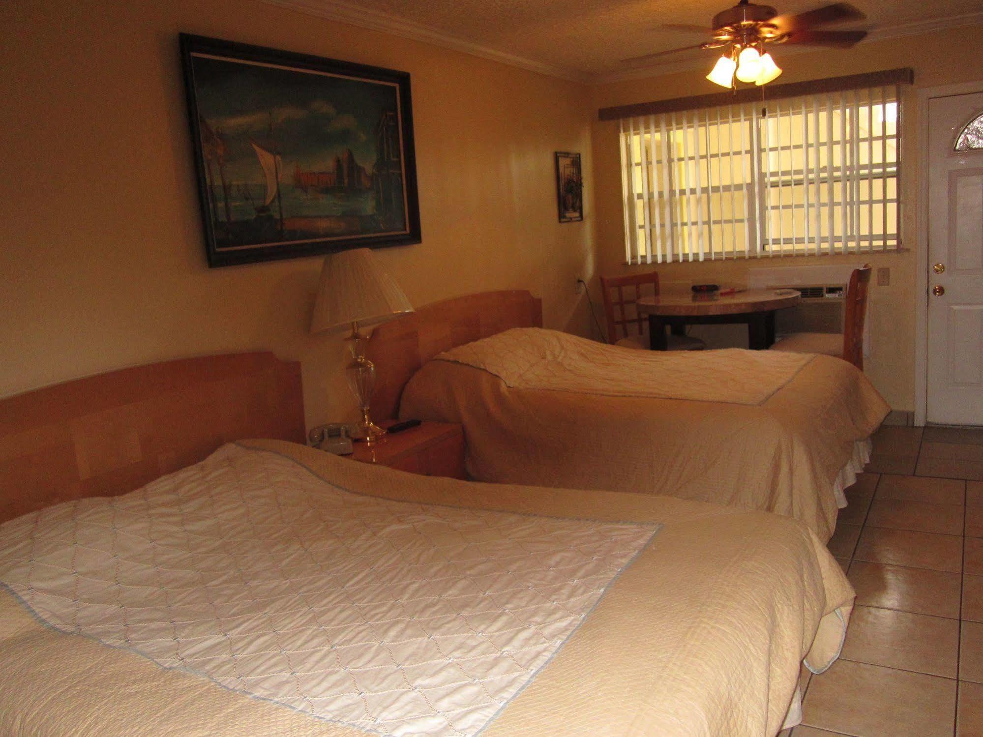Ivory Sands Beach Suites Clearwater Beach Eksteriør billede